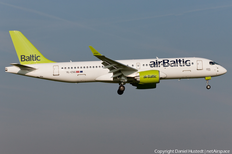 airBaltic Airbus A220-300 (YL-CSG) | Photo 453870