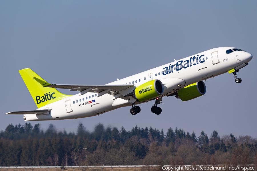 airBaltic Airbus A220-300 (YL-CSH) | Photo 671386