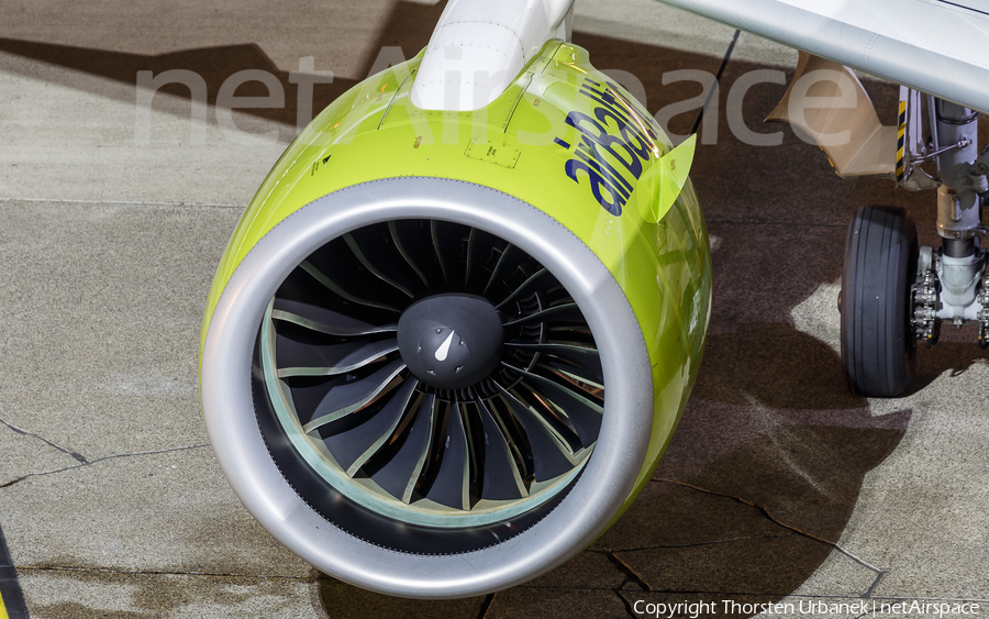 airBaltic Airbus A220-300 (YL-CSI) | Photo 362270