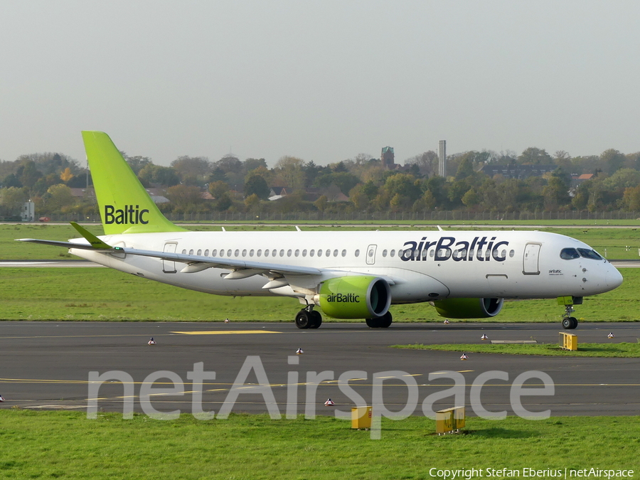 airBaltic Airbus A220-300 (YL-CSI) | Photo 534135