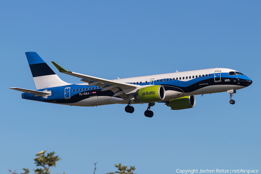 airBaltic Airbus A220-300 (YL-CSJ) | Photo 387470