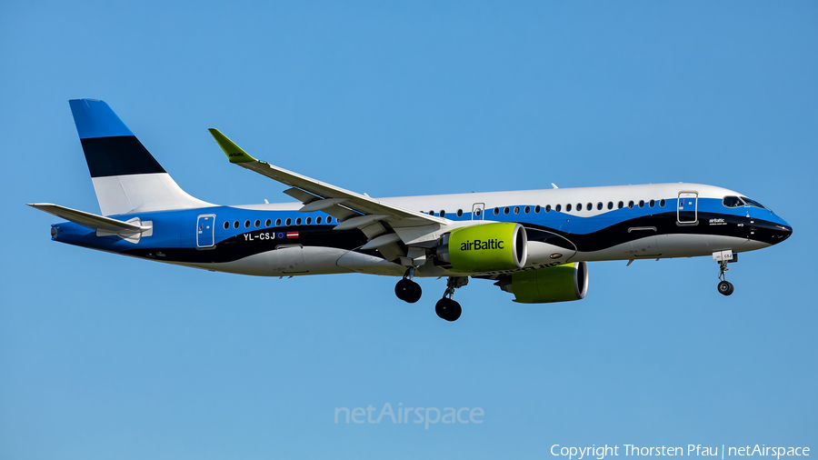 airBaltic Airbus A220-300 (YL-CSJ) | Photo 388393