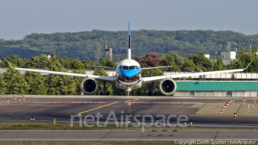 airBaltic Airbus A220-300 (YL-CSJ) | Photo 378406