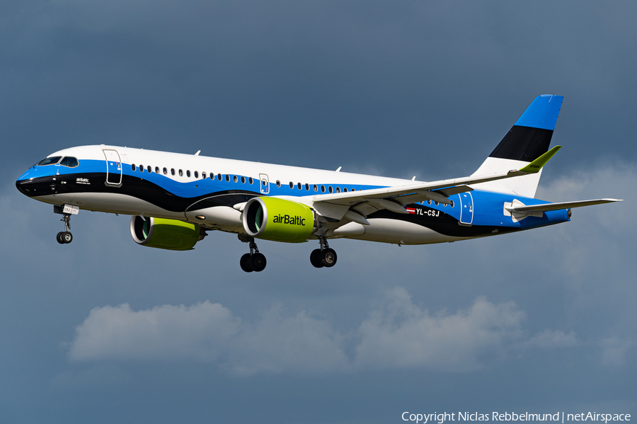 airBaltic Airbus A220-300 (YL-CSJ) | Photo 401767