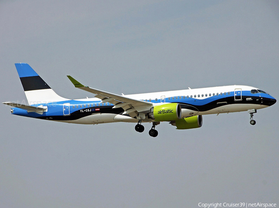 airBaltic Airbus A220-300 (YL-CSJ) | Photo 409079