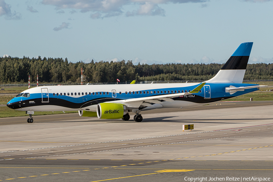 airBaltic Airbus A220-300 (YL-CSJ) | Photo 348335