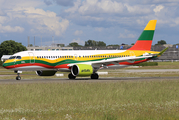 airBaltic Airbus A220-300 (YL-CSK) at  Hamburg - Fuhlsbuettel (Helmut Schmidt), Germany