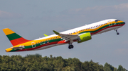 airBaltic Airbus A220-300 (YL-CSK) at  Hamburg - Fuhlsbuettel (Helmut Schmidt), Germany