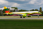 airBaltic Airbus A220-300 (YL-CSK) at  Hamburg - Fuhlsbuettel (Helmut Schmidt), Germany