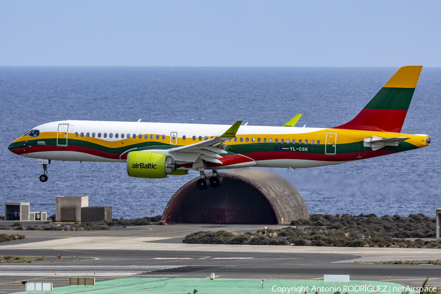 airBaltic Airbus A220-300 (YL-CSK) | Photo 656128