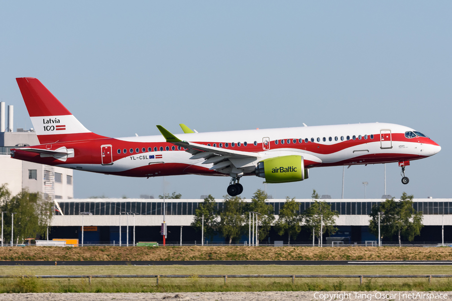 airBaltic Airbus A220-300 (YL-CSL) | Photo 387367