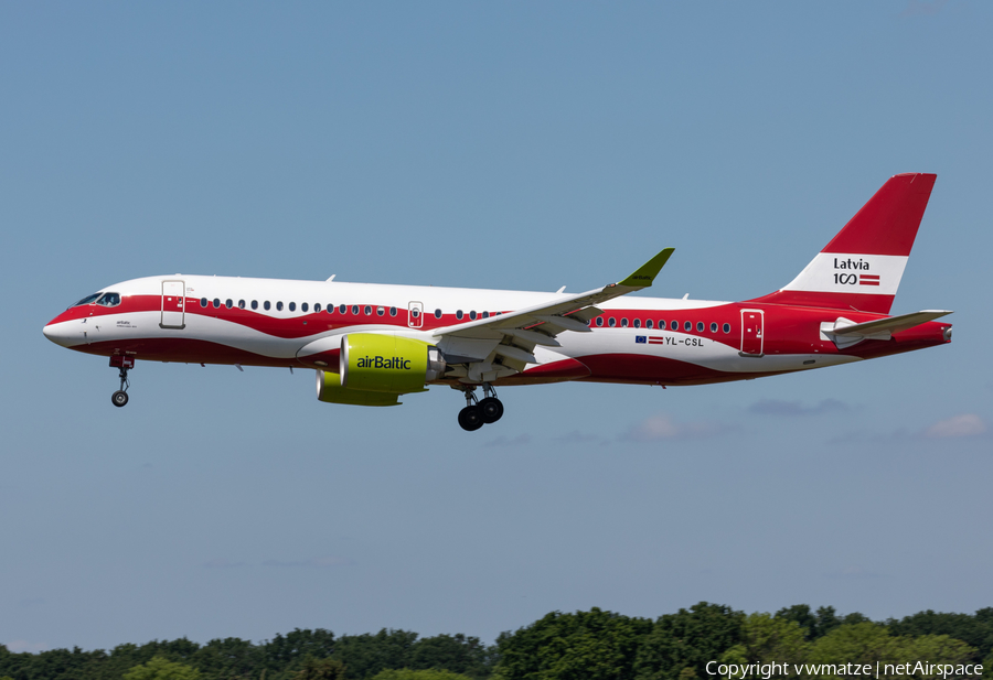 airBaltic Airbus A220-300 (YL-CSL) | Photo 391317