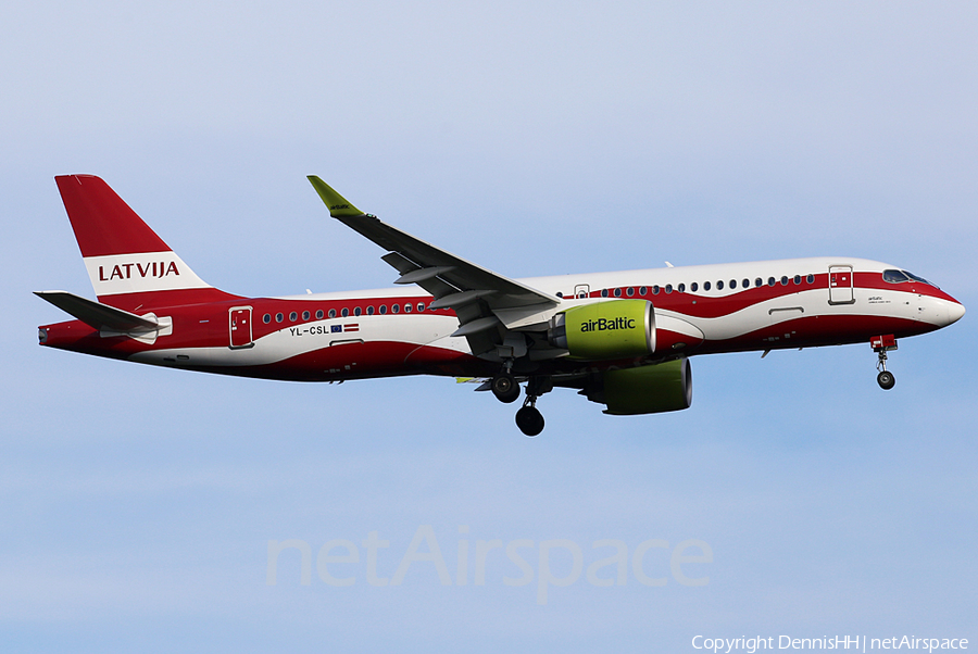airBaltic Airbus A220-300 (YL-CSL) | Photo 516044