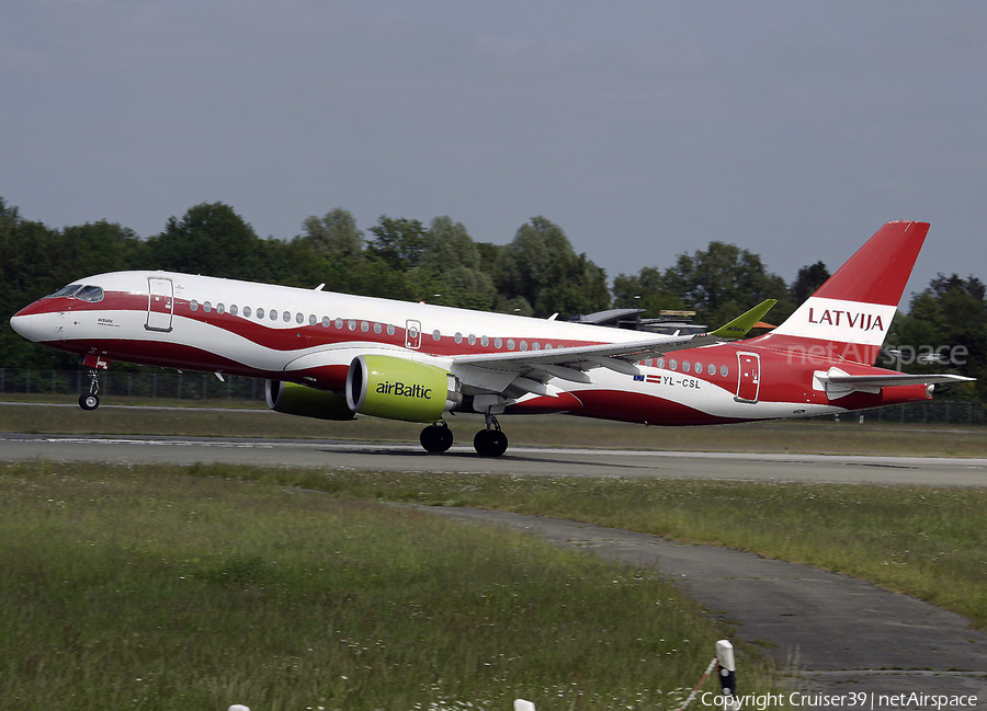 airBaltic Airbus A220-300 (YL-CSL) | Photo 605469
