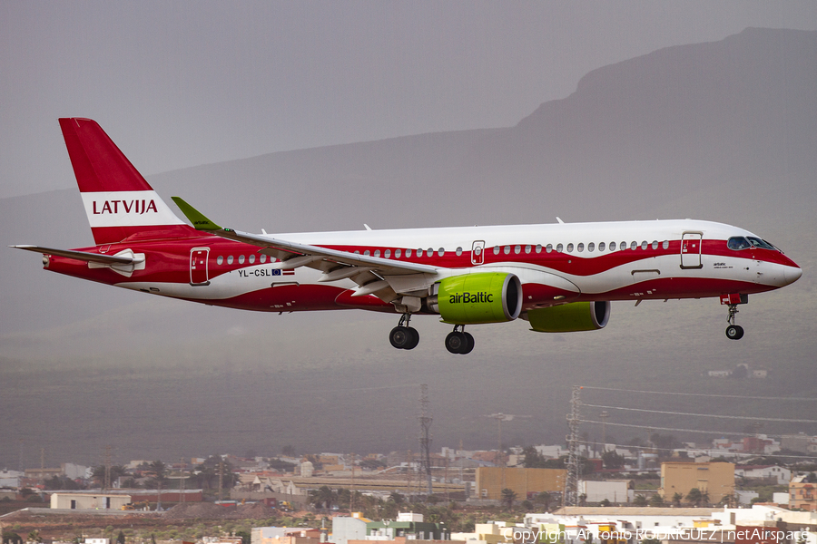 airBaltic Airbus A220-300 (YL-CSL) | Photo 548981