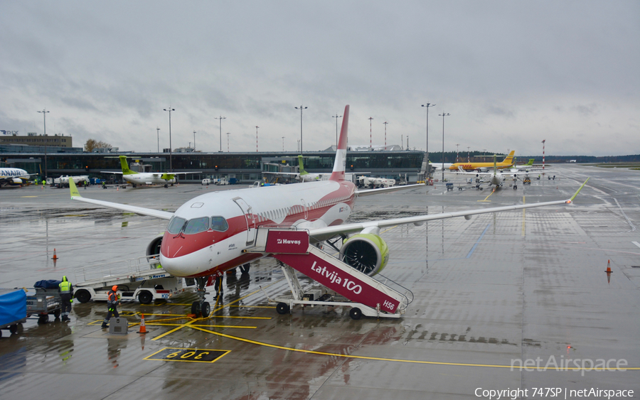 airBaltic Airbus A220-300 (YL-CSL) | Photo 356498