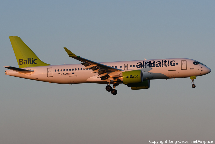 airBaltic Airbus A220-300 (YL-CSM) | Photo 373384