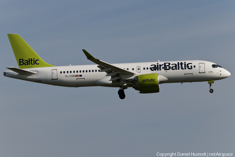 airBaltic Airbus A220-300 (YL-CSM) | Photo 410938