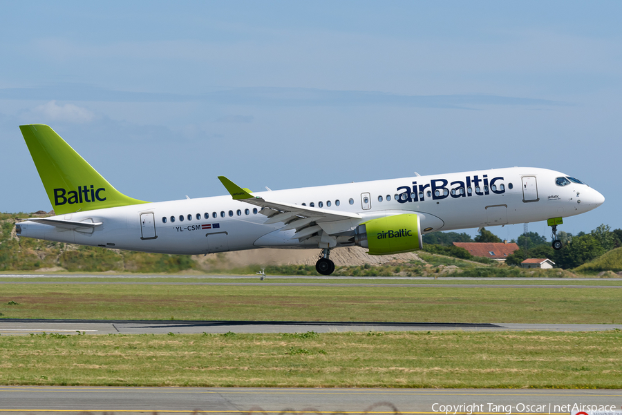 airBaltic Airbus A220-300 (YL-CSM) | Photo 599983