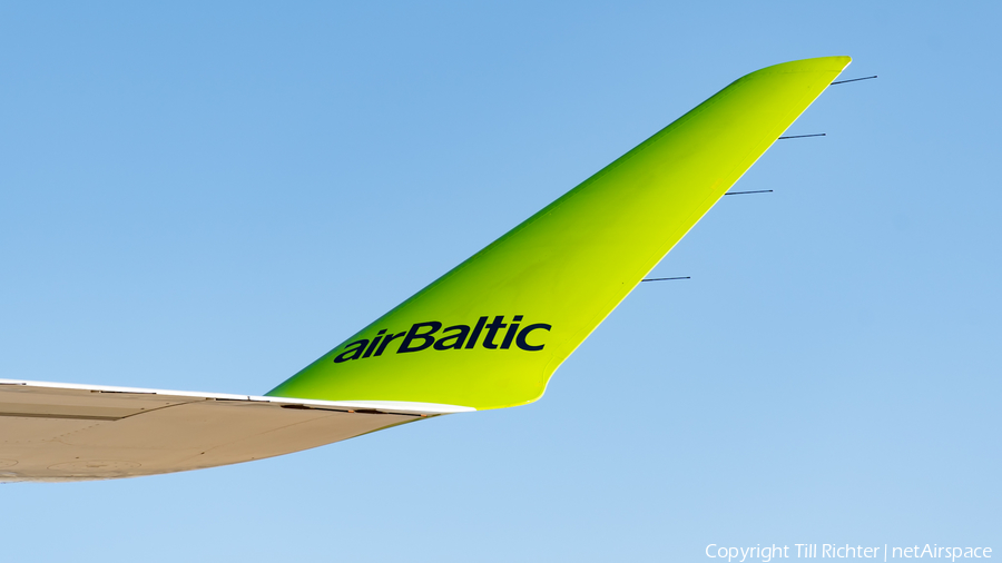 airBaltic Airbus A220-300 (YL-CSN) | Photo 497568