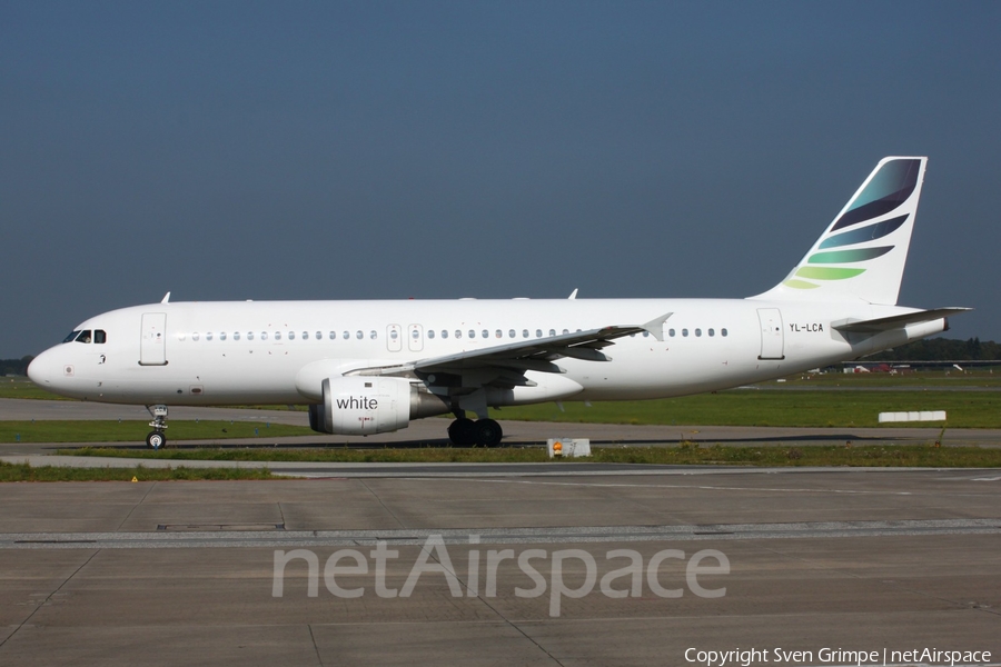 Windavia Airbus A320-211 (YL-LCA) | Photo 56382