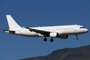 SmartLynx Airlines Airbus A320-211 (YL-LCE) at  Gran Canaria, Spain