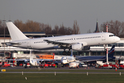 SmartLynx Airlines Airbus A320-214 (YL-LCL) at  Hamburg - Fuhlsbuettel (Helmut Schmidt), Germany