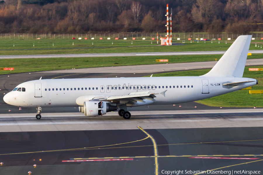 SmartLynx Airlines Airbus A320-211 (YL-LCM) | Photo 125016