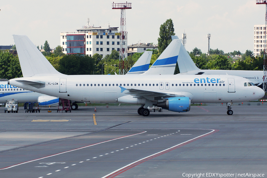 SmartLynx Airlines Airbus A320-211 (YL-LCM) | Photo 344804