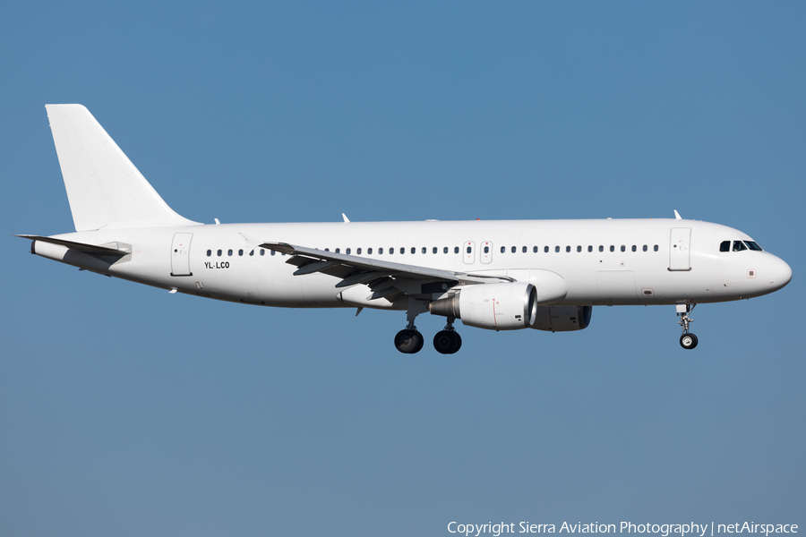 SmartLynx Airlines Airbus A320-214 (YL-LCO) | Photo 327547