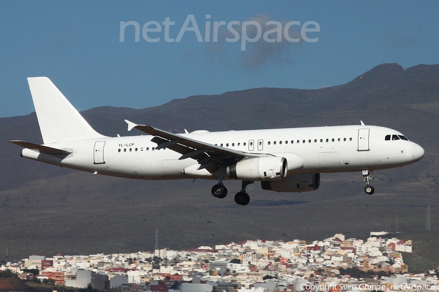 SmartLynx Airlines Airbus A320-232 (YL-LCP) | Photo 315697