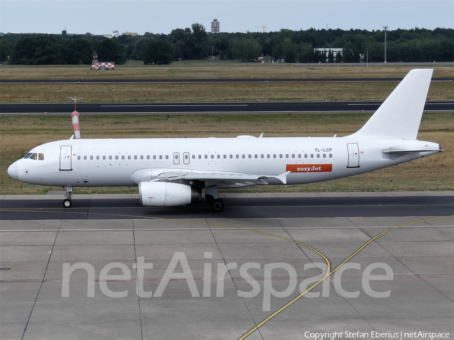 easyJet (SmartLynx Airlines Latvia) Airbus A320-232 (YL-LCP) | Photo 255851