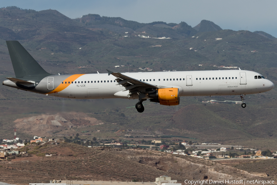 SmartLynx Airlines Airbus A321-211 (YL-LCX) | Photo 412899