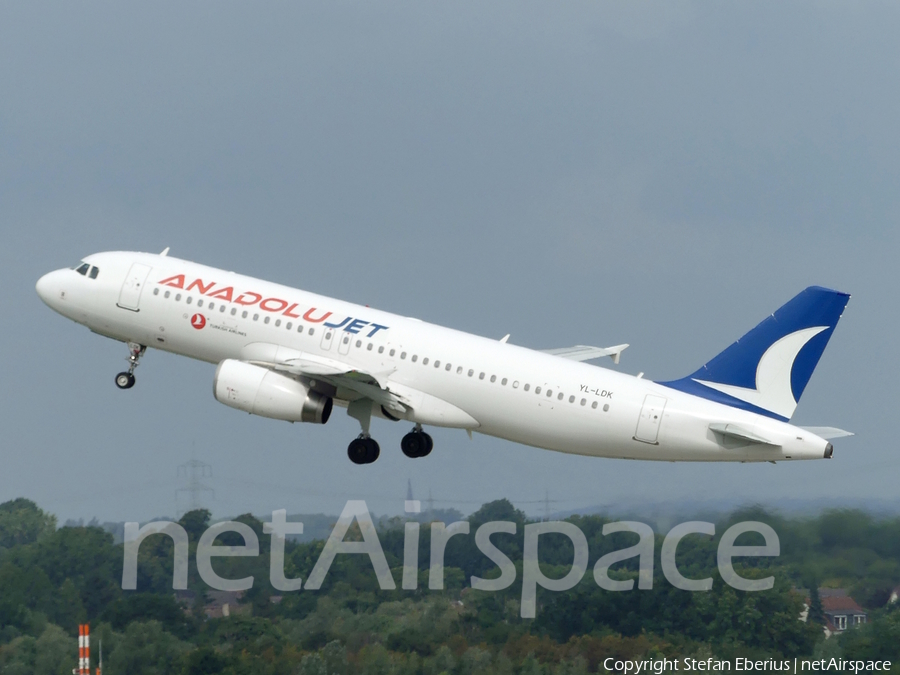 AnadoluJet Airbus A320-232 (YL-LDK) | Photo 584132