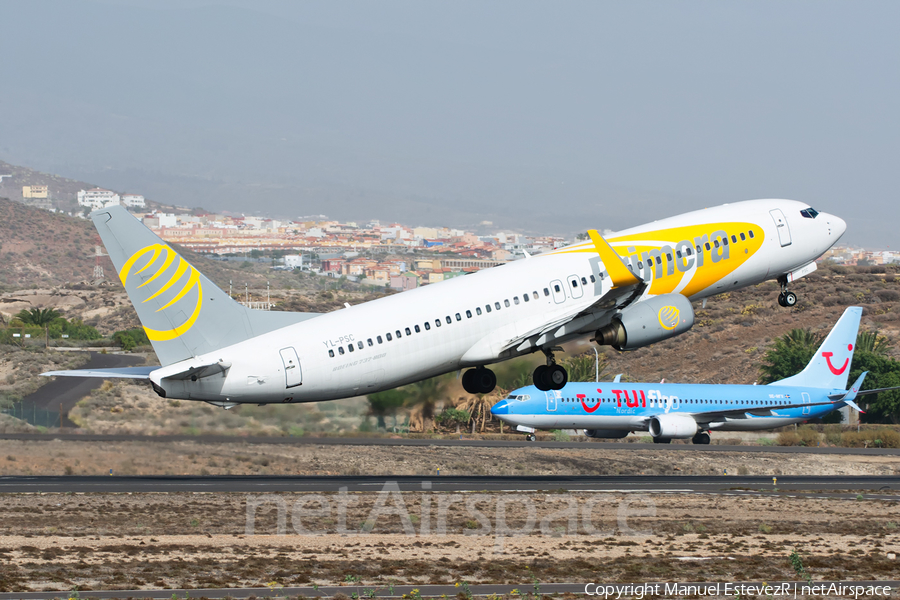 Primera Air Nordic Boeing 737-86N (YL-PSC) | Photo 136165