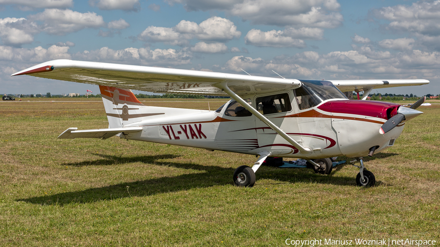 (Private) Cessna 172R Skyhawk (YL-YAK) | Photo 639363