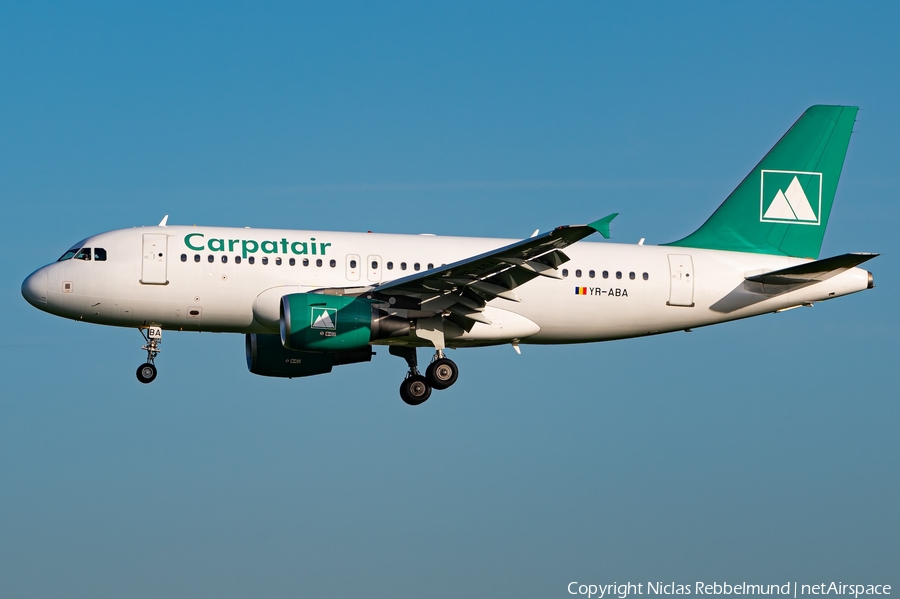 Carpatair Airbus A319-111 (YR-ABA) | Photo 619549