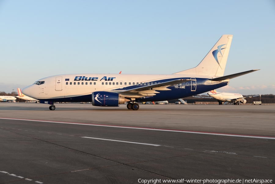 Blue Air Boeing 737-530 (YR-AME) | Photo 370462