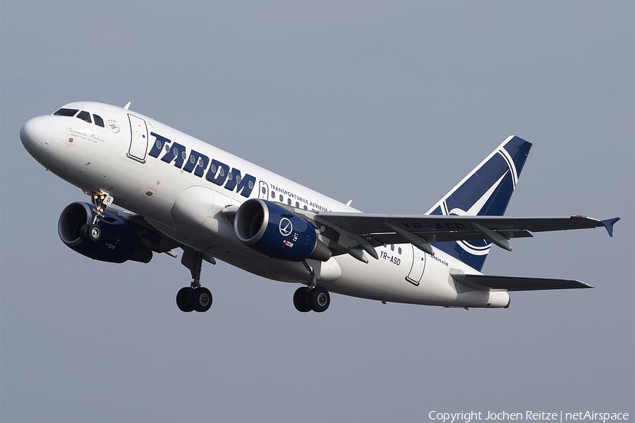 TAROM Airbus A318-111 (YR-ASD) | Photo 82978