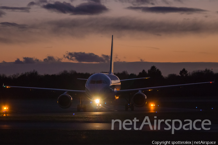 TAROM Airbus A318-111 (YR-ASD) | Photo 137802