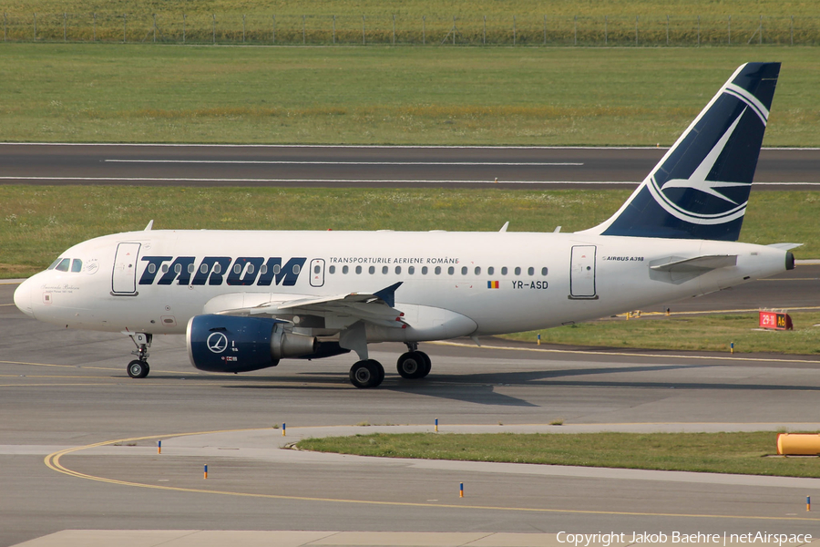TAROM Airbus A318-111 (YR-ASD) | Photo 138191