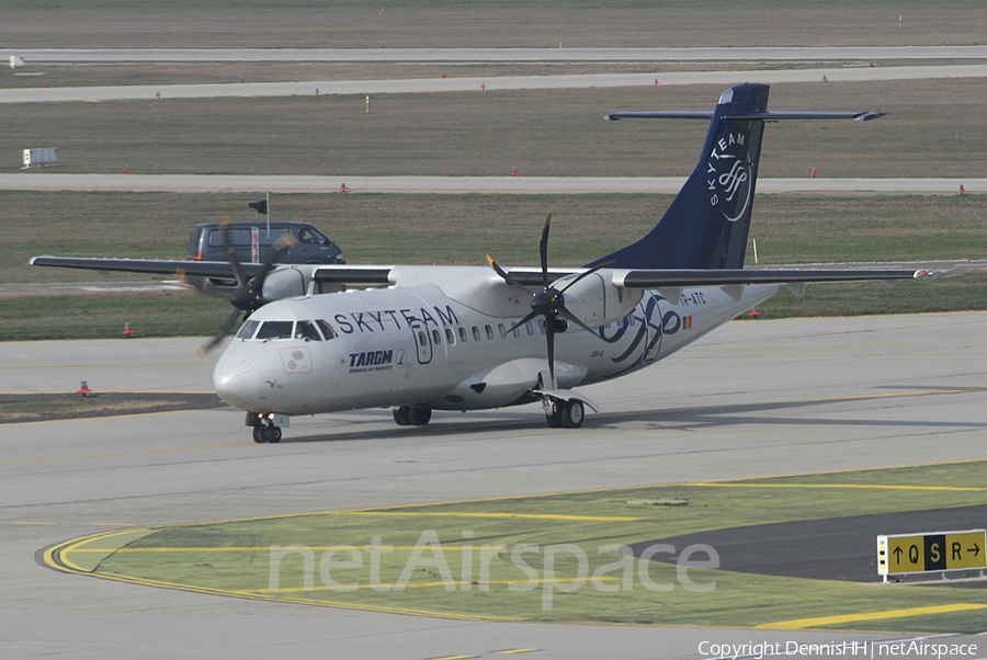 TAROM ATR 42-500 (YR-ATC) | Photo 360774