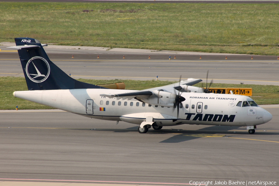 TAROM ATR 42-500 (YR-ATE) | Photo 138187