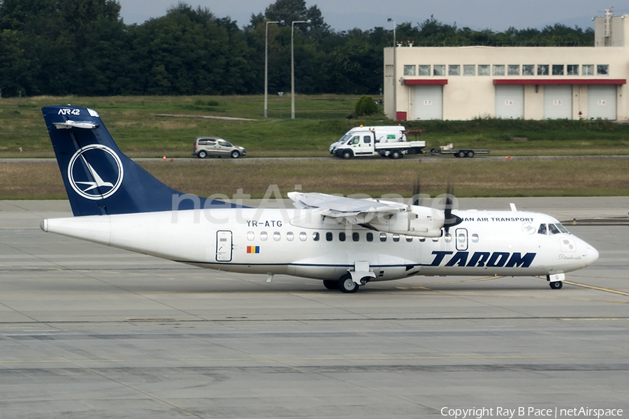 TAROM ATR 42-500 (YR-ATG) | Photo 124540