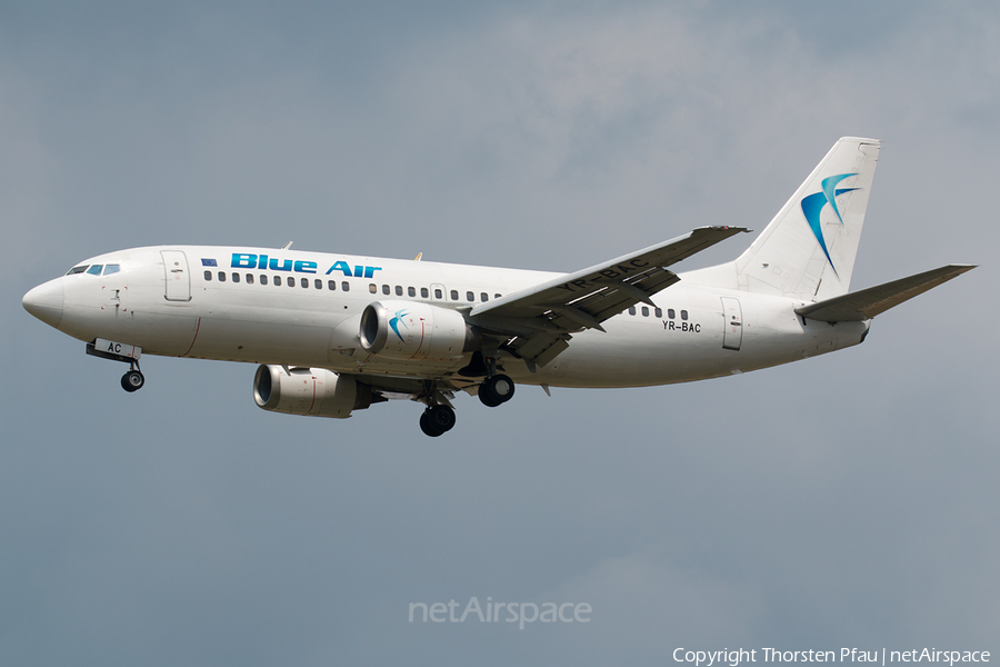 Blue Air Boeing 737-377 (YR-BAC) | Photo 116916