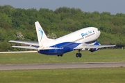 Blue Air Boeing 737-322 (YR-BAF) at  Hamburg - Fuhlsbuettel (Helmut Schmidt), Germany