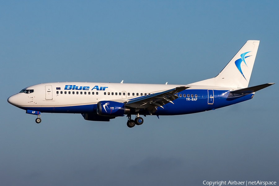 Blue Air Boeing 737-322 (YR-BAF) | Photo 235010