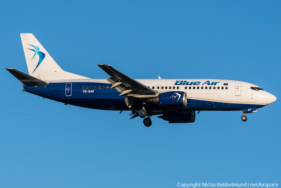 Blue Air Boeing 737-322 (YR-BAF) | Photo 267915