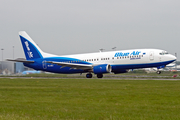 Blue Air Boeing 737-430 (YR-BAJ) at  London - Luton, United Kingdom