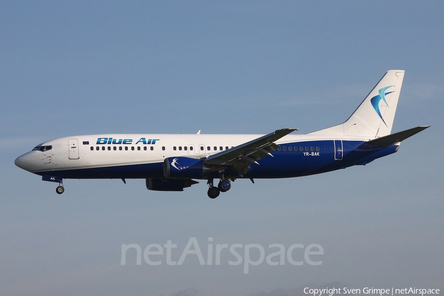 Blue Air Boeing 737-430 (YR-BAK) | Photo 105484